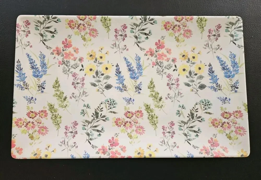 The Farmhouse By Rachel Ashwell Melamine Serving Tray 17 X 11, Fresh Flowers